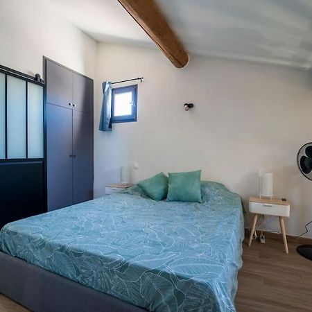 Charmant T2 Proche Place Aux Herbes Uzès Dış mekan fotoğraf