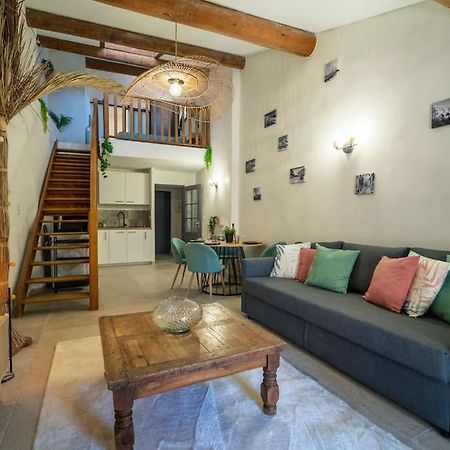 Charmant T2 Proche Place Aux Herbes Uzès Dış mekan fotoğraf