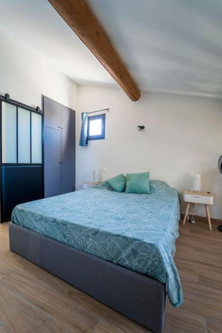 Charmant T2 Proche Place Aux Herbes Uzès Dış mekan fotoğraf